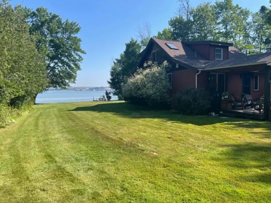 2506 W 4th Ave, Sault Ste Marie, MI 49783 - #2