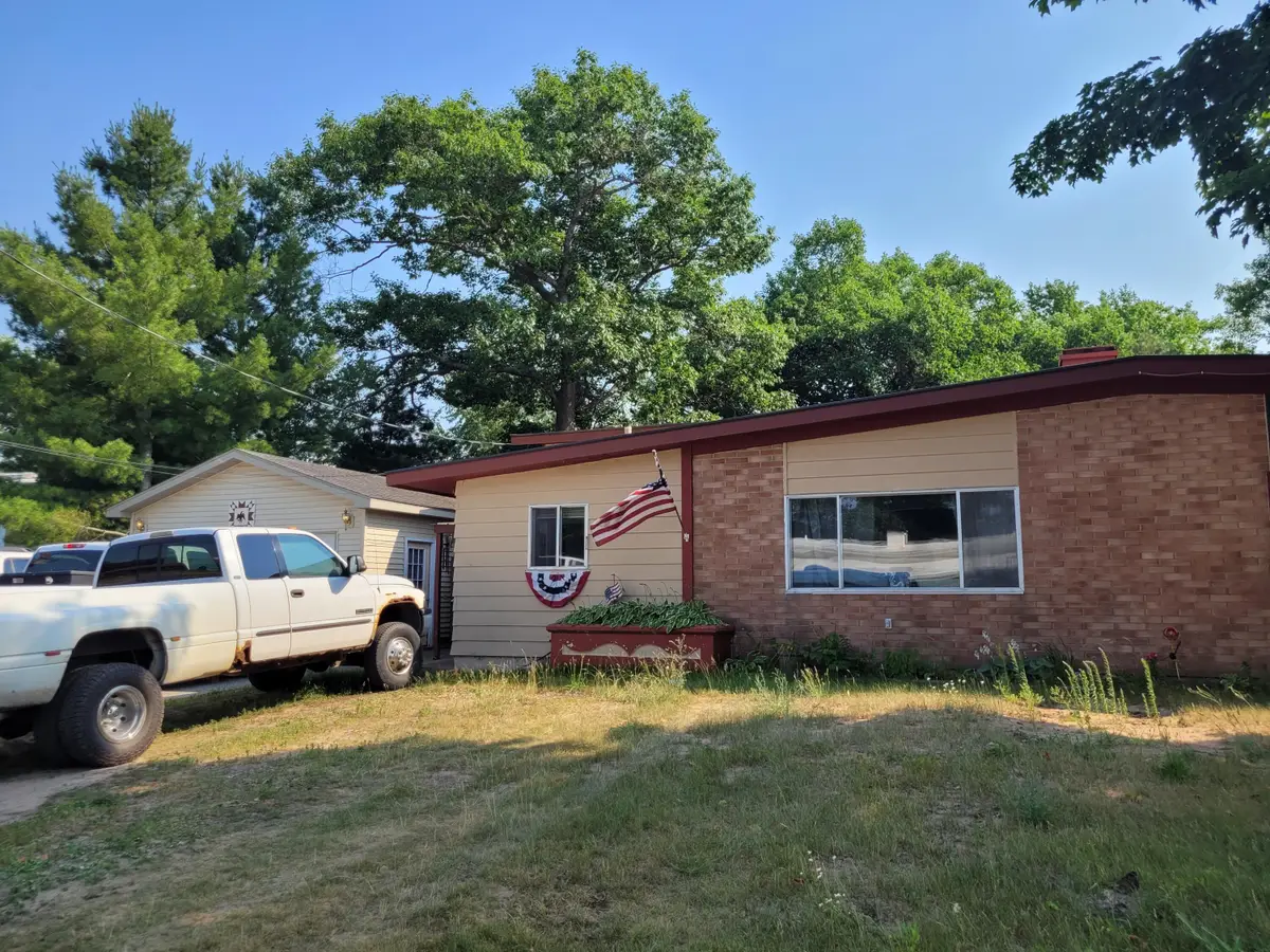 63 Partridge Dr, Kincheloe, MI 49788 - #1