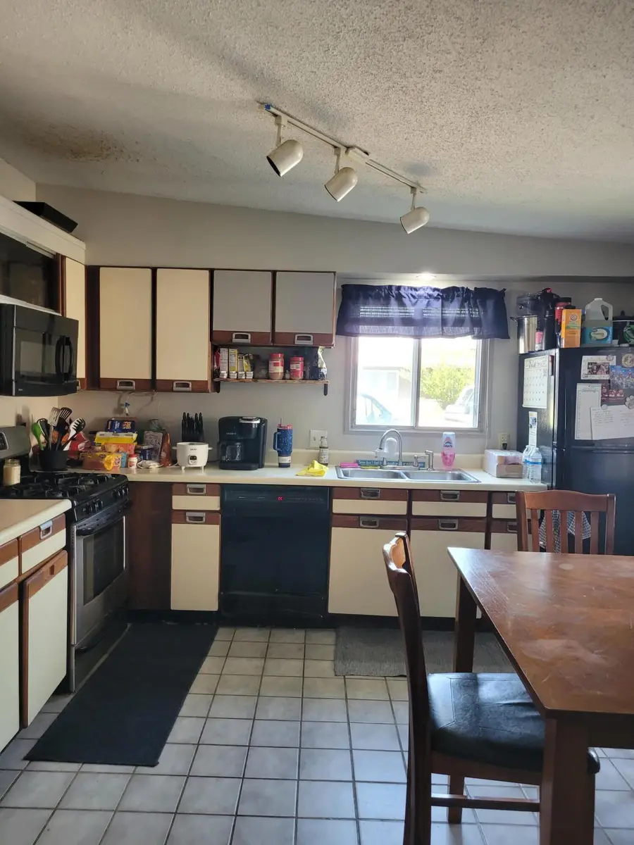 63 Partridge Dr, Kincheloe, MI 49788 - #3