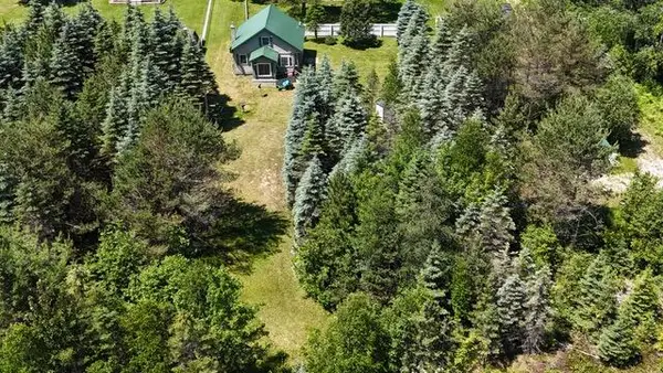 7104 M-117, Engadine, MI 49827