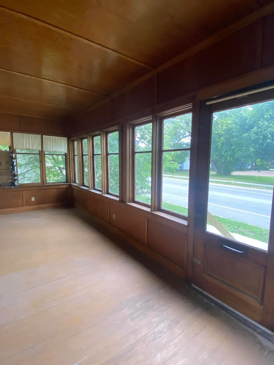 704 E Easterday Ave, Sault Ste Marie, MI 49783 - #3
