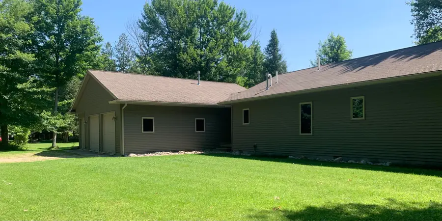 30275 Jones Dr, McMillan, MI 49853 - #3