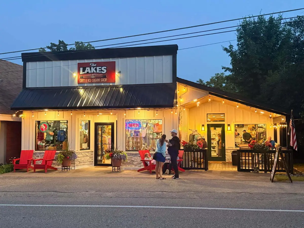 W17355 Main St, Curtis, MI 49820 - #1