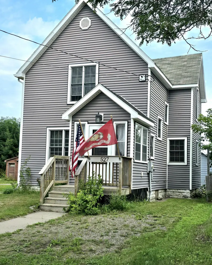 527 Maple St, Sault Ste Marie, MI 49783 - #3