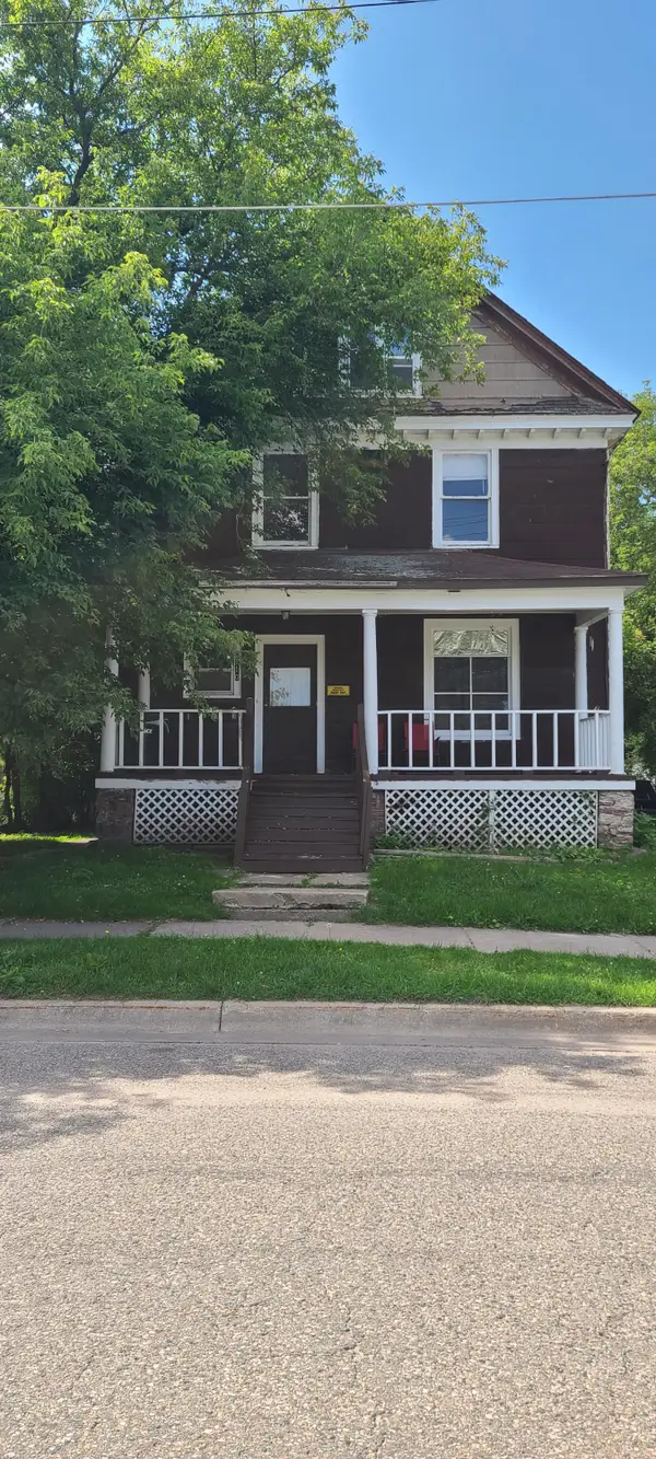 810 Minneapolis St, Sault Ste Marie, MI 49783