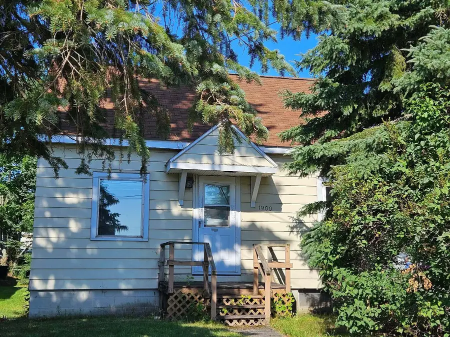 1900 Davitt St, Sault Ste Marie, MI 49783 - #2