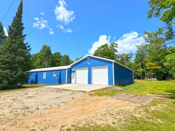 33418 W North Rd, Eckerman, MI 49728