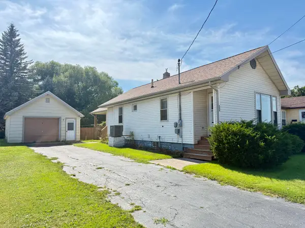 930 E Portage Ave, Sault Ste Marie, MI 49783