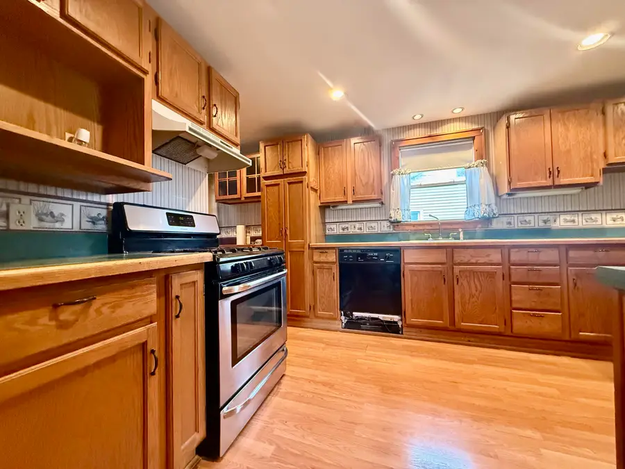 930 E Portage Ave, Sault Ste Marie, MI 49783 - #3