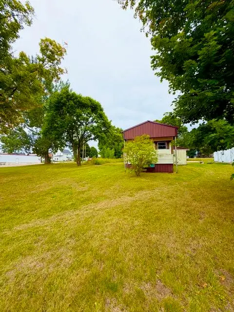 205 W Helen St, Newberry, MI 49868 - #2