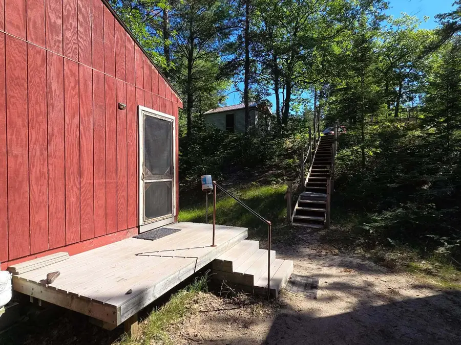 33272 W Betsy River Rd, Paradise, MI 49768 - #3