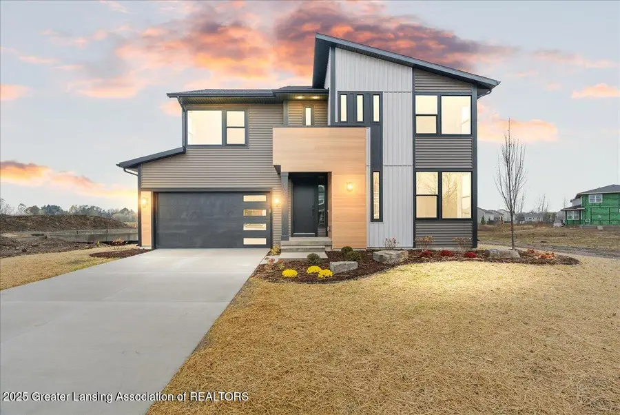 15292 Sherwood Lane, Lansing, MI 48906 - Image #2