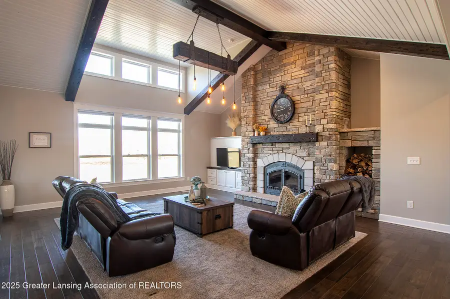 9285 Guinea Road, Grand Ledge, MI 48837 - Image #2