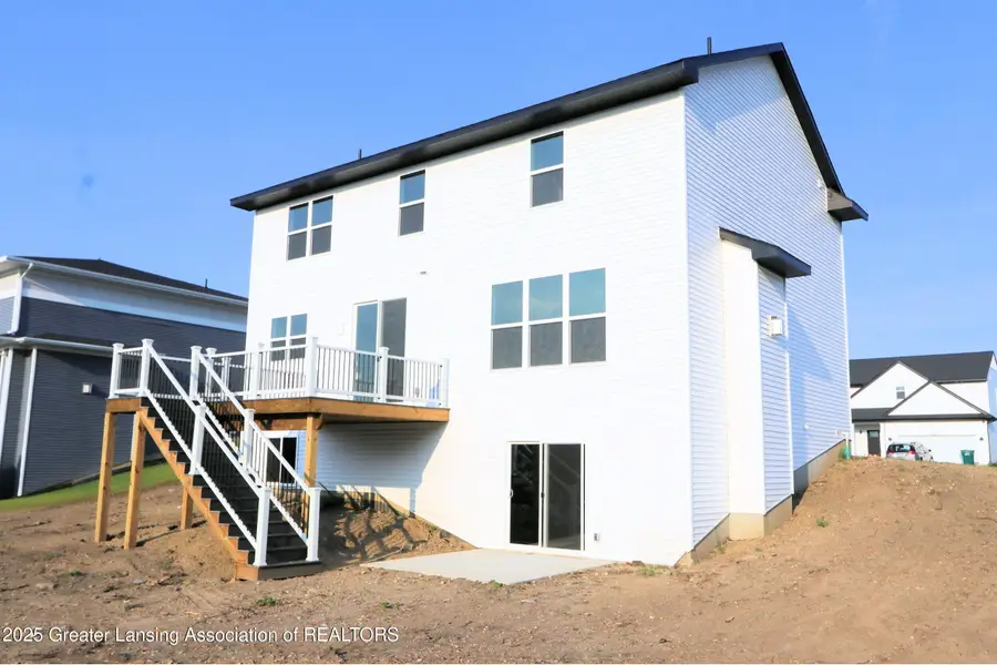 606 Launch Point Drive, Perry, MI 48872 - Image #3