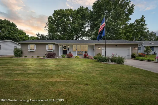 716 E Oak Street, Greenville, MI 48838