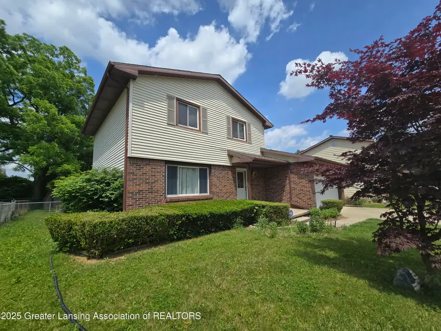 3116 Colchester Road, Lansing, MI 48906 - Image #2