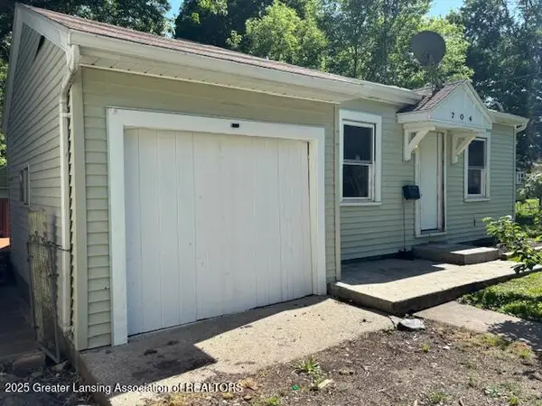 704 Mckim Avenue, Lansing, MI 48910