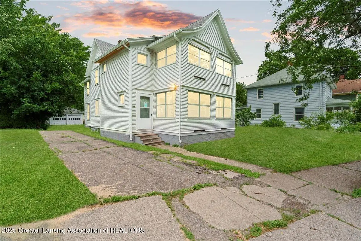 916 Wildwood Avenue, Jackson, MI 49202 - Image #1