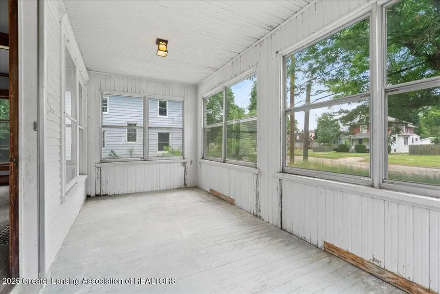 916 Wildwood Avenue, Jackson, MI 49202 - Image #3
