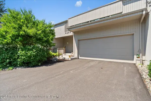 5283 E Hidden Lake Drive #47, East Lansing, MI 48823