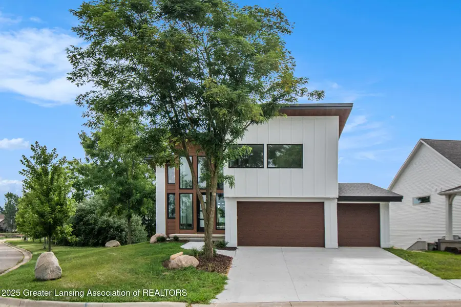 16925 Willowbrook Drive, Haslett, MI 48840 - Image #2