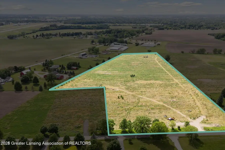 318 Ives Road, Mason, MI 48854 - Image #2