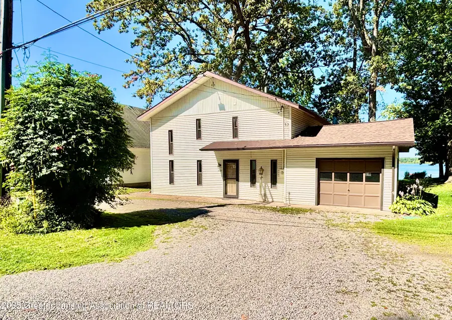 2321 Country Club Way, Albion, MI 49224 - Image #2