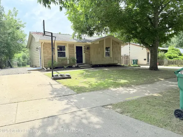 4009 Heathgate Drive, Lansing, MI 48911