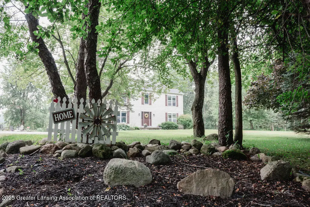 210 E Needmore Highway, Grand Ledge, MI 48837 - Image #1