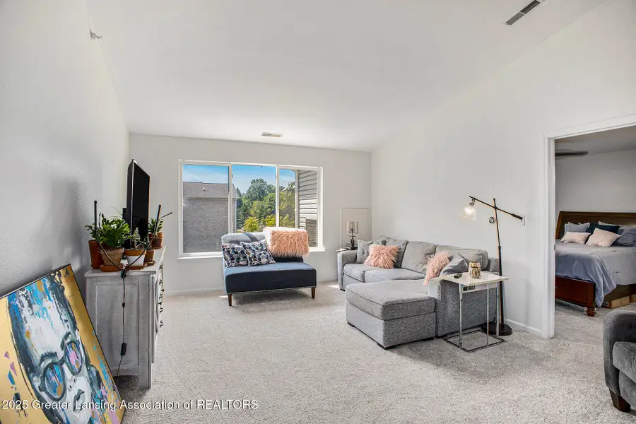 338 W Saginaw Street #48, East Lansing, MI 48823 - Image #3