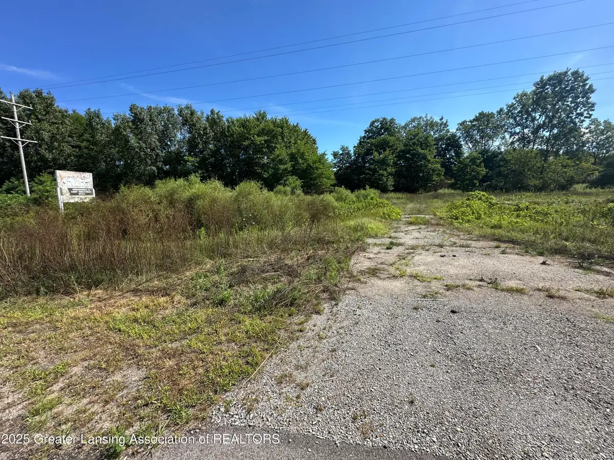 1470 N Cedar Street, Mason, MI 48854 - Image #1