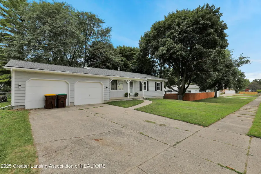 918 Harvest Lane, Lansing, MI 48917 - Image #3