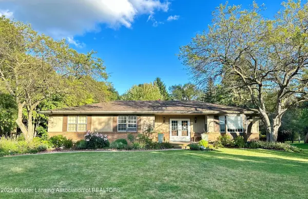 6333 Larocque Circle, Lansing, MI 48917