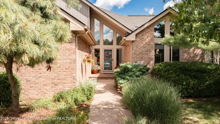 950 Harrington Lane, East Lansing, MI 48823 - Image #3
