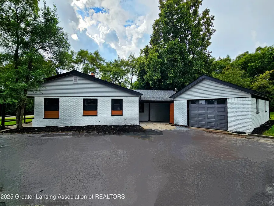 7110 Commerce Road, West Bloomfield, MI 48324 - Image #3