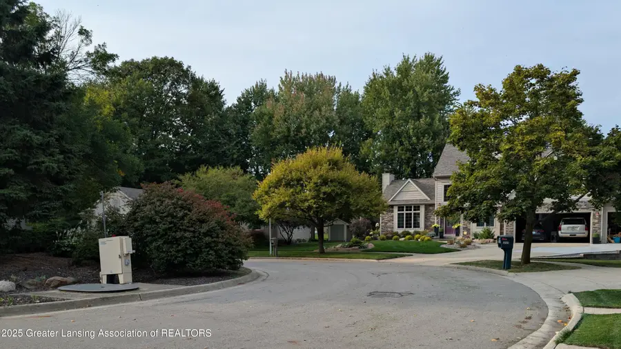 1260 Astwood Mews Lane, Saint Johns, MI 48879 - Image #3
