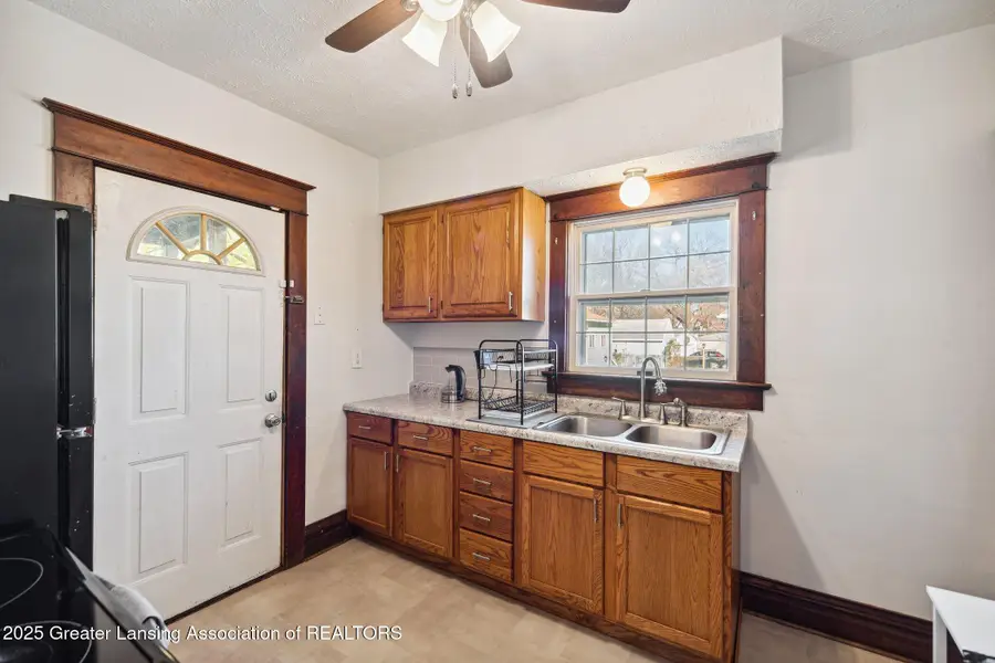 1800 Herbert Street, Lansing, MI 48910 - Image #3