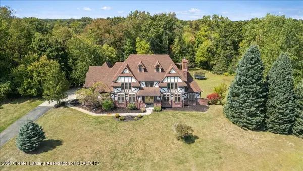 9760 Blue Heron Drive, Eaton Rapids, MI 48827