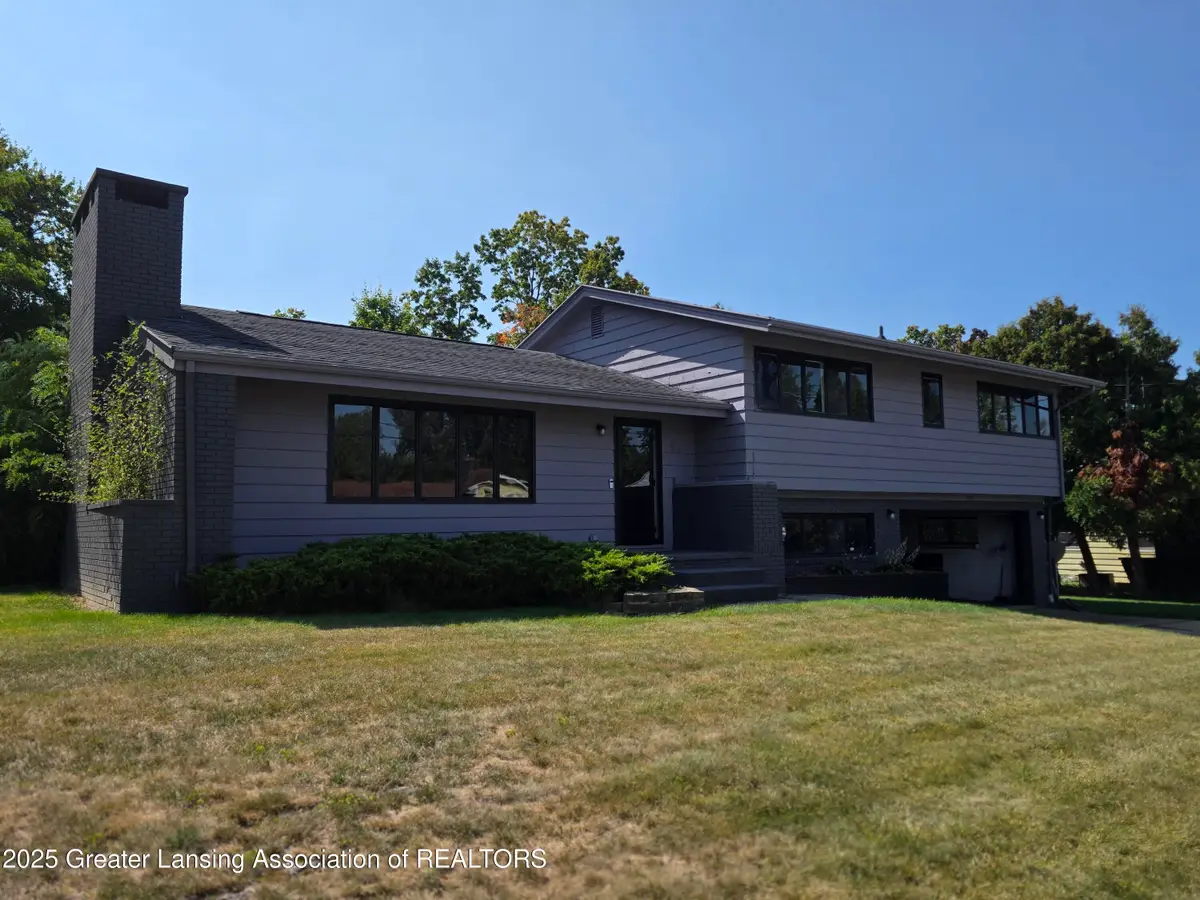 3809 Starlight Lane, Lansing, MI 48911 - Image #1