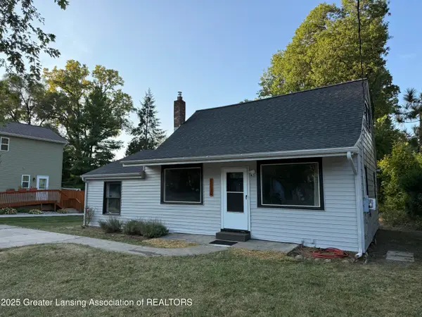 1130 Wolf Court, East Lansing, MI 48823