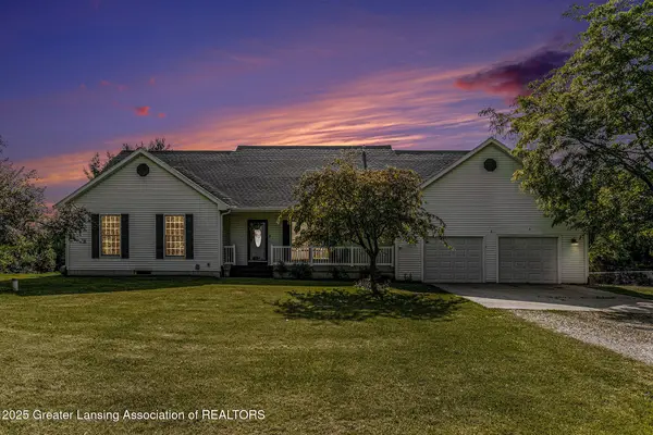 10464 Hankerd Road, Pleasant Lake, MI 49272