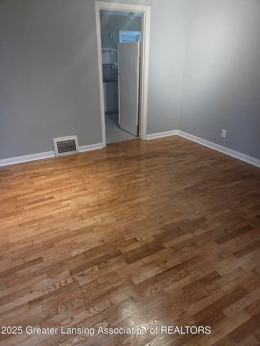 2208 Lyons Avenue, Lansing, MI 48910 - Image #2