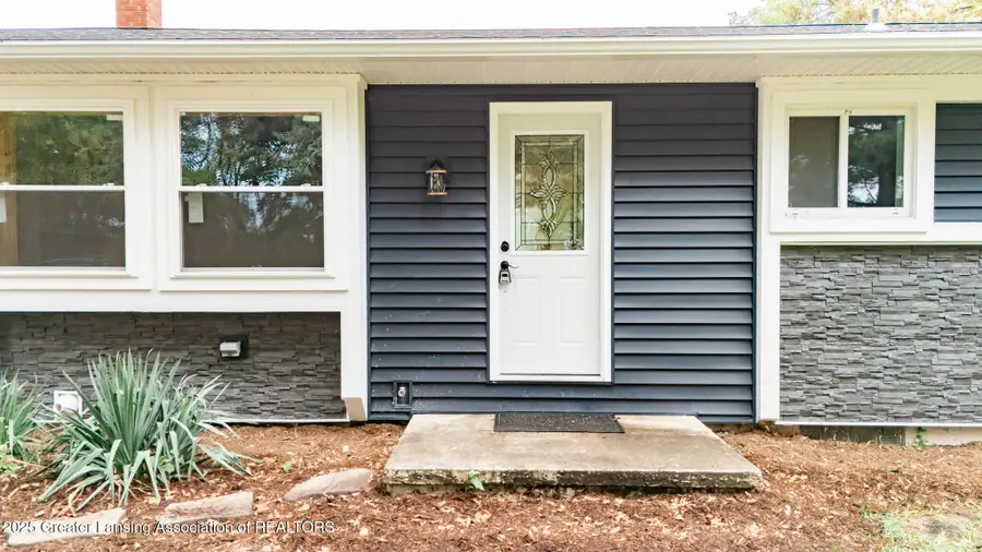 5396 Van Atta Road, Okemos, MI 48864 - Image #2