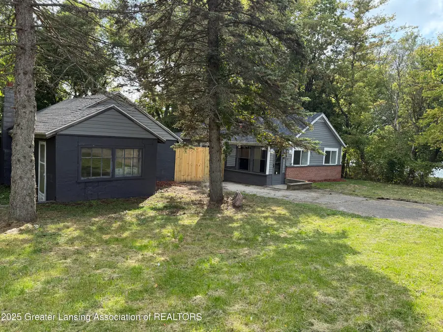 627 W Frederick Avenue, Lansing, MI 48906 - Image #2