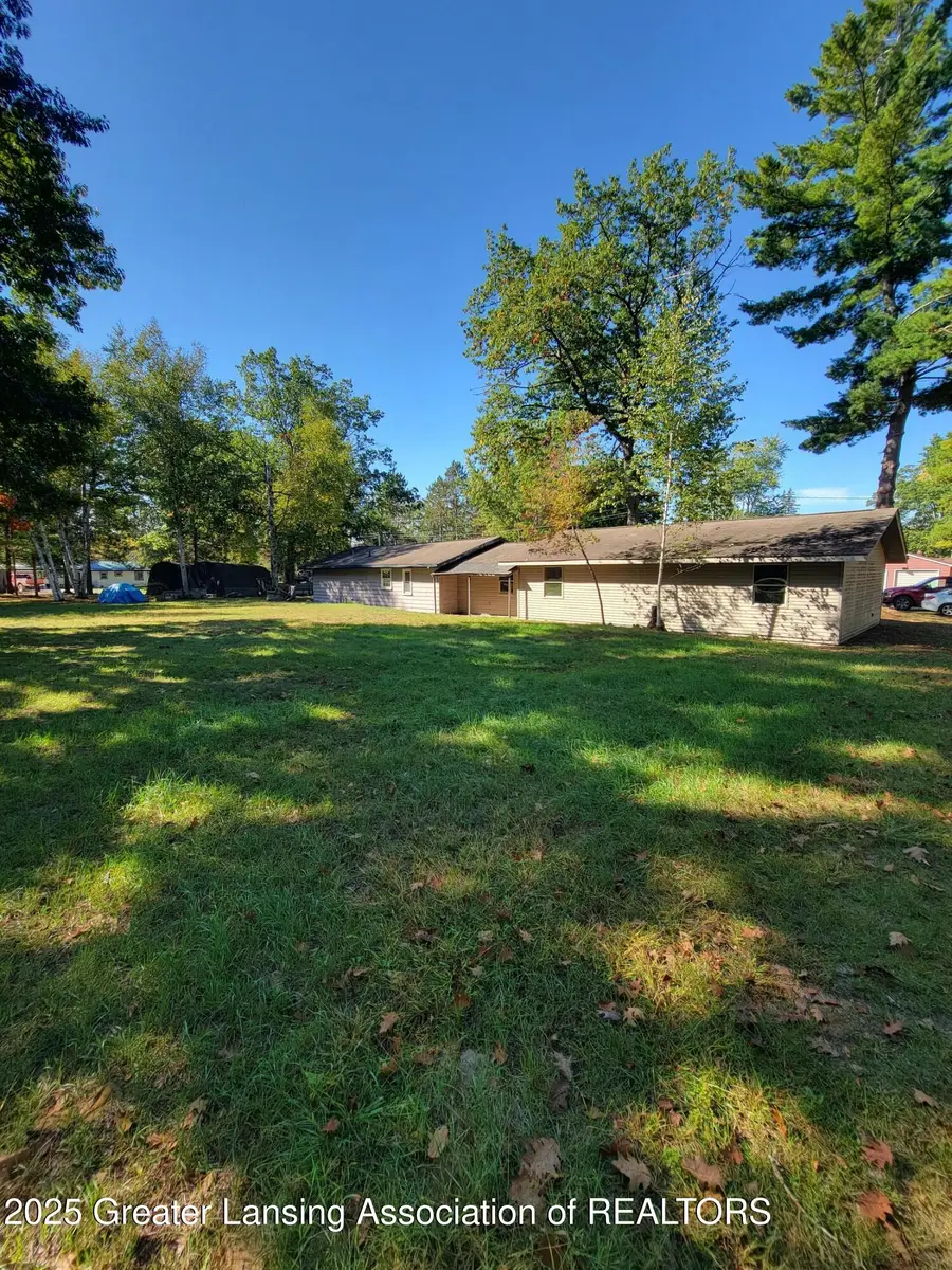 4261 Charlebois Drive, Beaverton, MI 48612 - Image #2