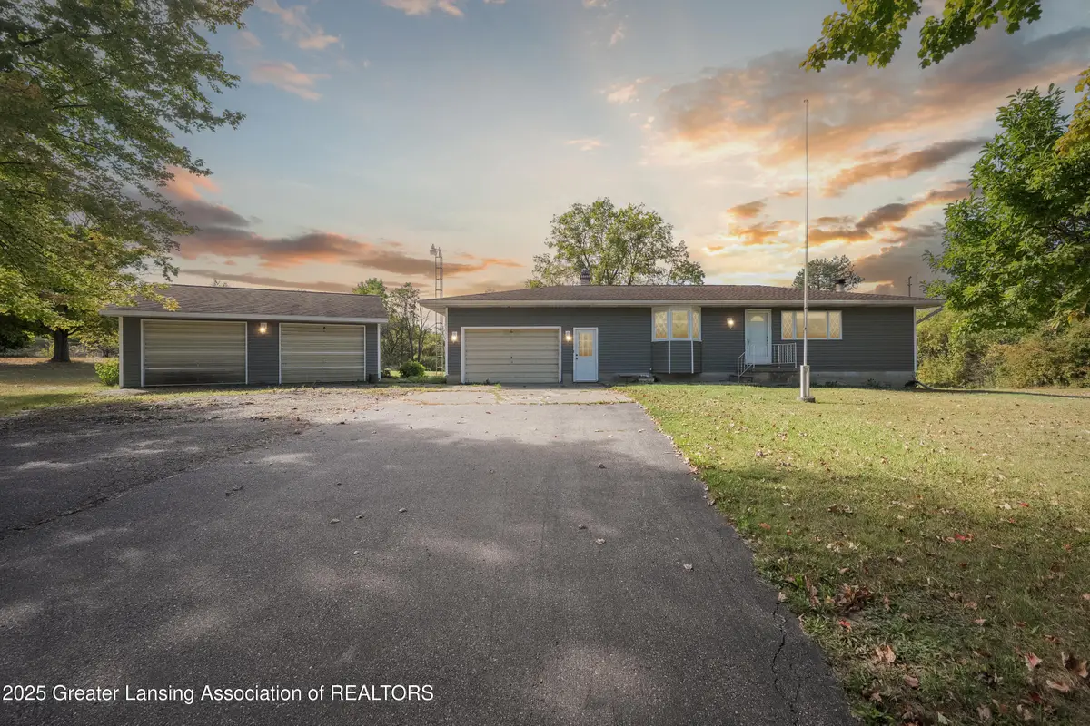 4410 S Center Road, Burton, MI 48529 - Image #1