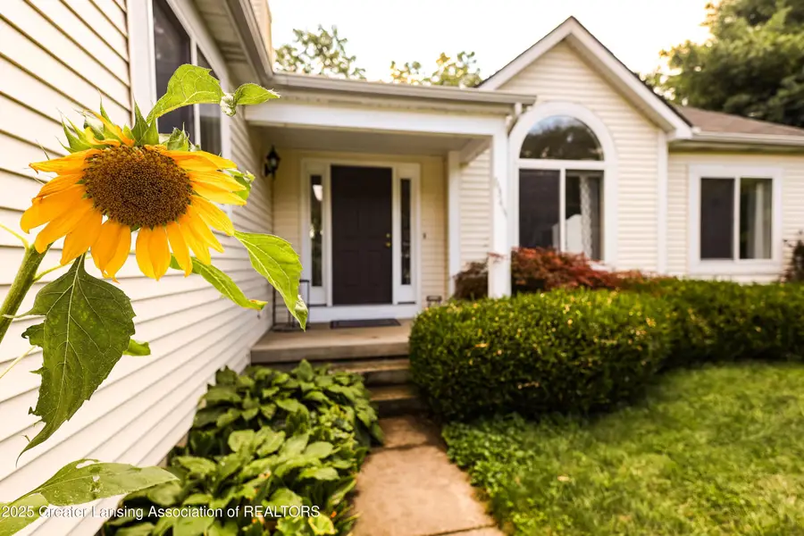 6343 Towar Avenue, East Lansing, MI 48823 - Image #3