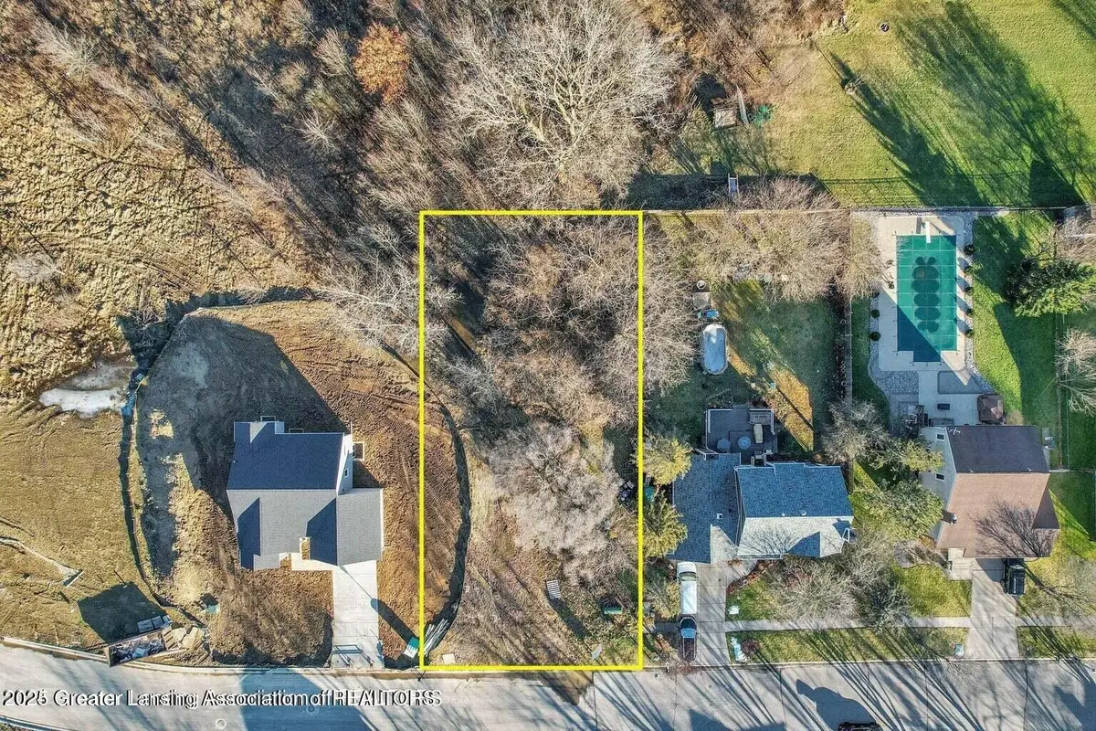 202 Stratford Drive, Mason, MI 48854 - Image #1