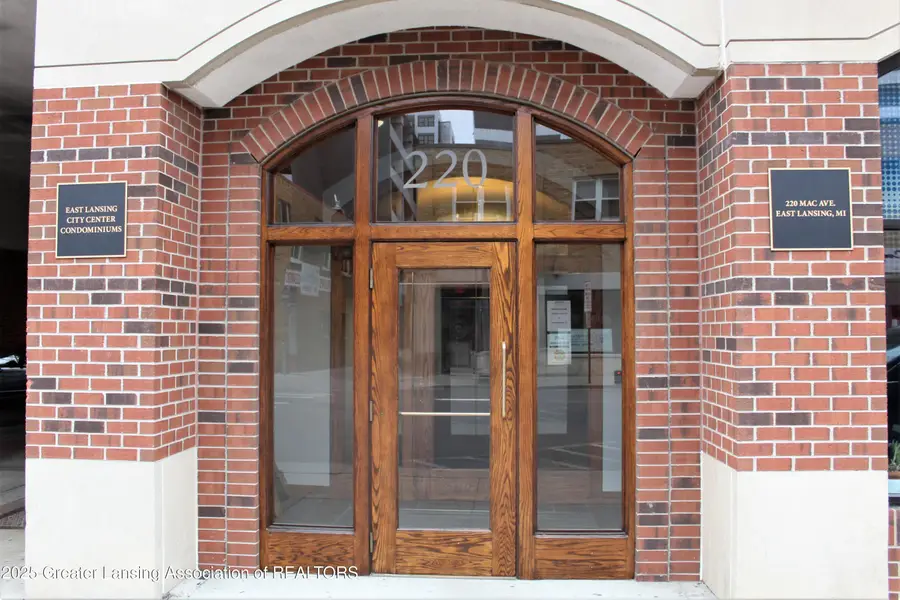 220 Mac Avenue #302, East Lansing, MI 48823 - Image #3