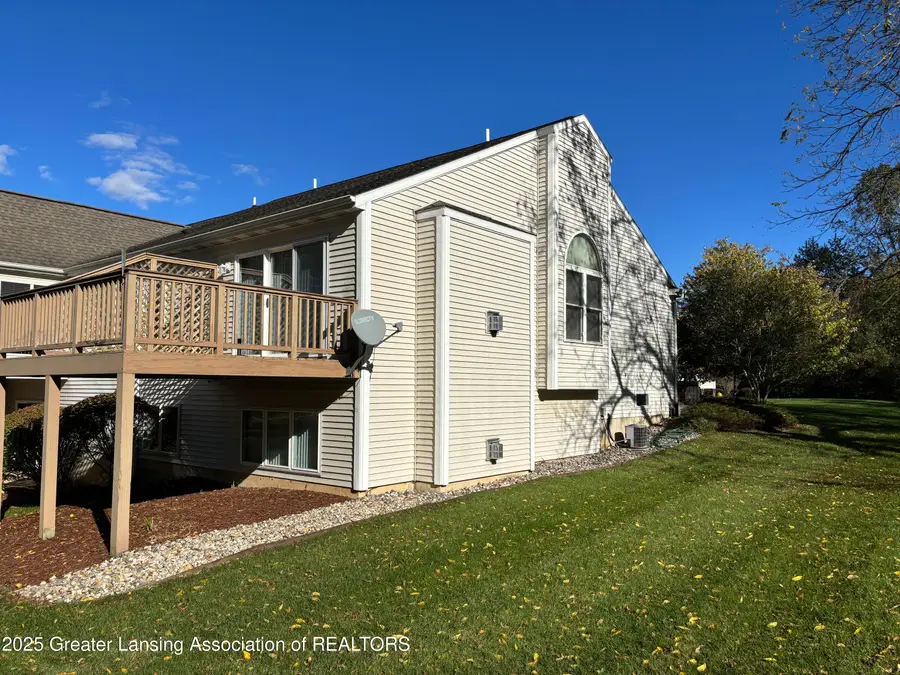 32 Aviemore Drive, Mason, MI 48854 - Image #3